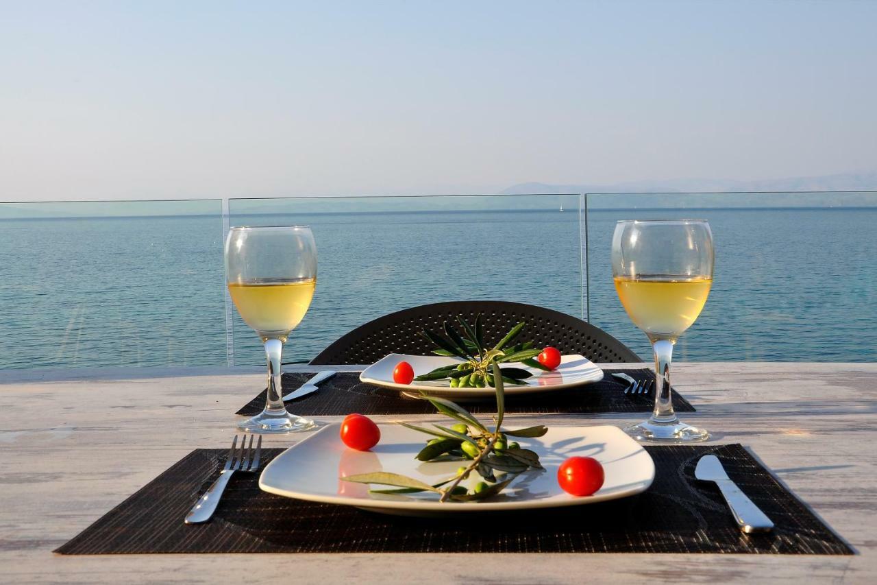 Casa Del Mar Apartment Mpoukaris Ngoại thất bức ảnh