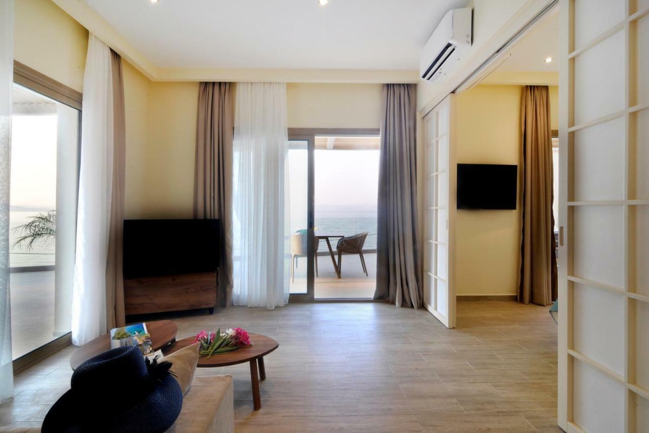 Casa Del Mar Apartment Mpoukaris Ngoại thất bức ảnh