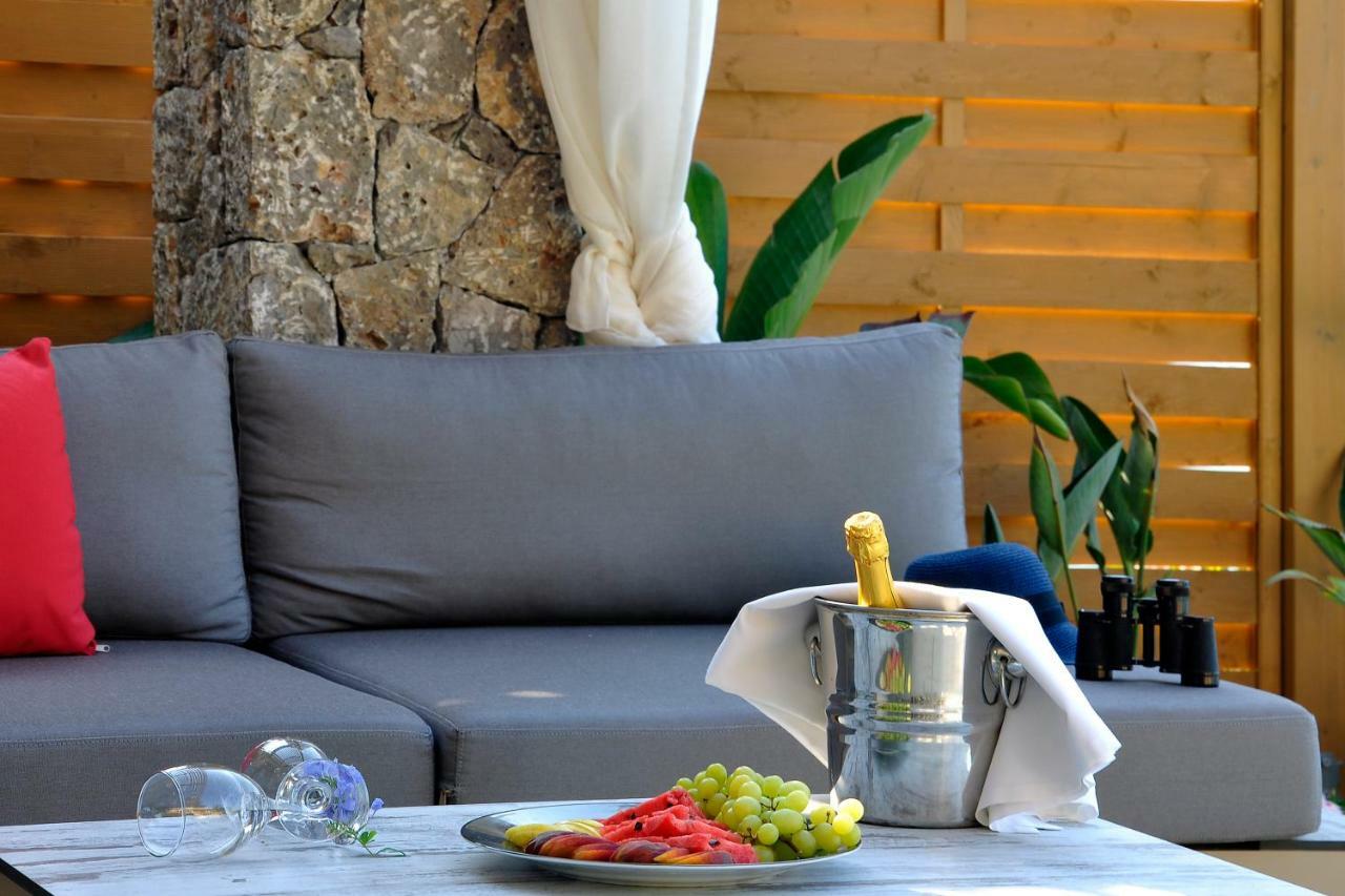Casa Del Mar Apartment Mpoukaris Ngoại thất bức ảnh