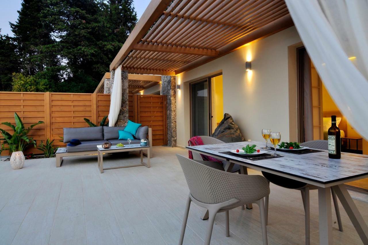 Casa Del Mar Apartment Mpoukaris Ngoại thất bức ảnh