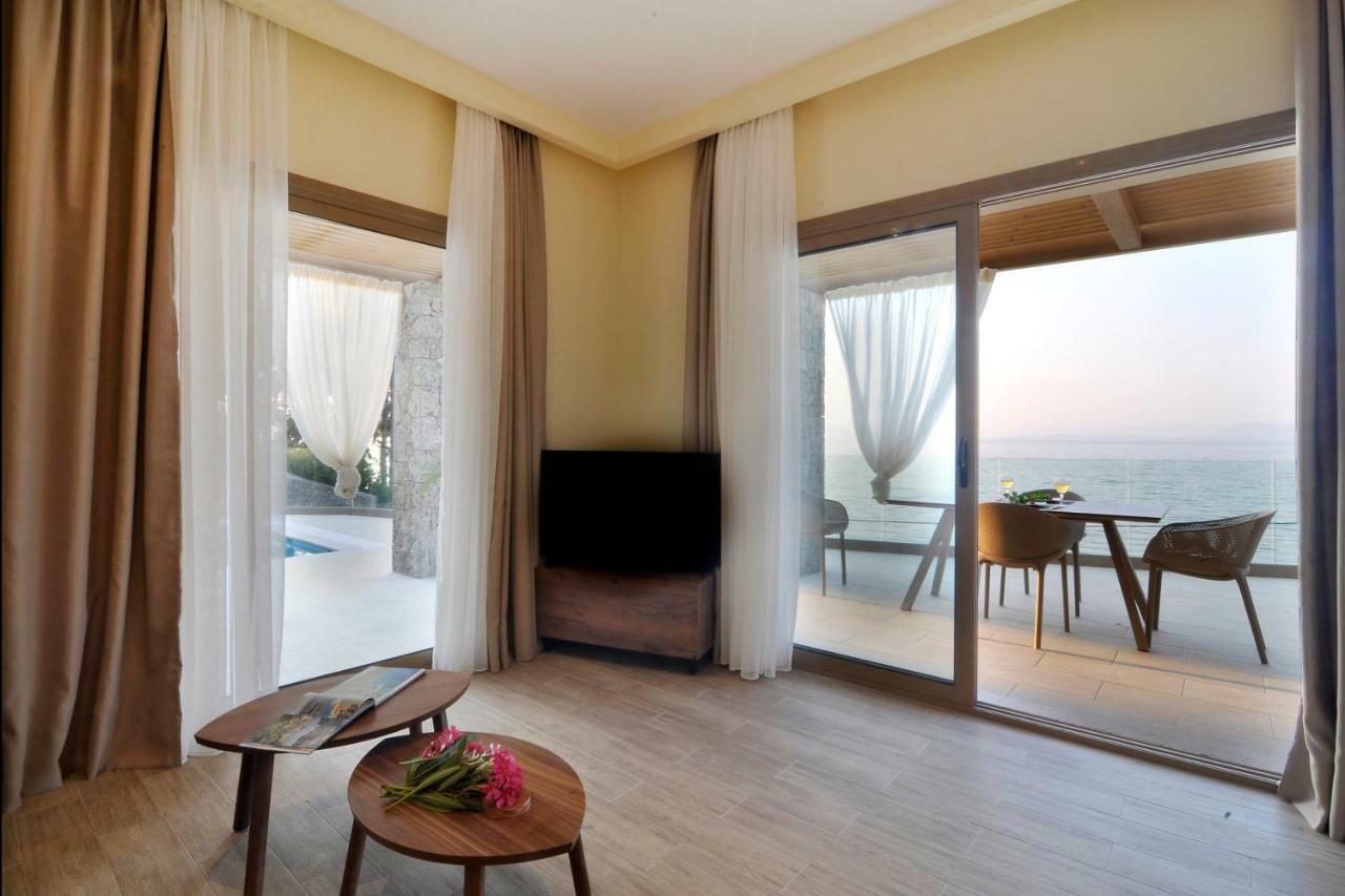 Casa Del Mar Apartment Mpoukaris Ngoại thất bức ảnh
