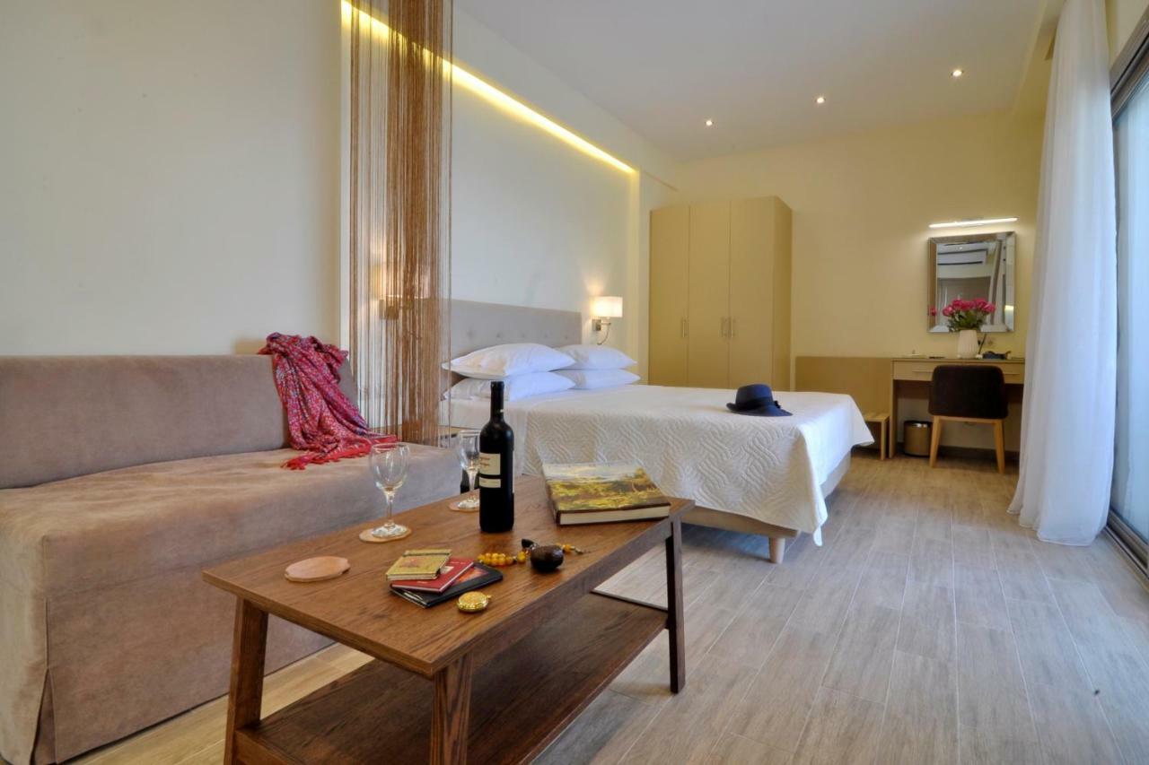Casa Del Mar Apartment Mpoukaris Ngoại thất bức ảnh