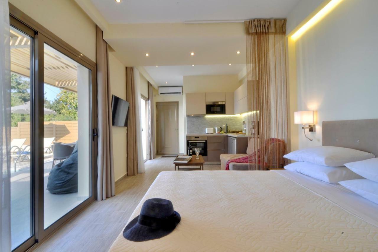 Casa Del Mar Apartment Mpoukaris Ngoại thất bức ảnh